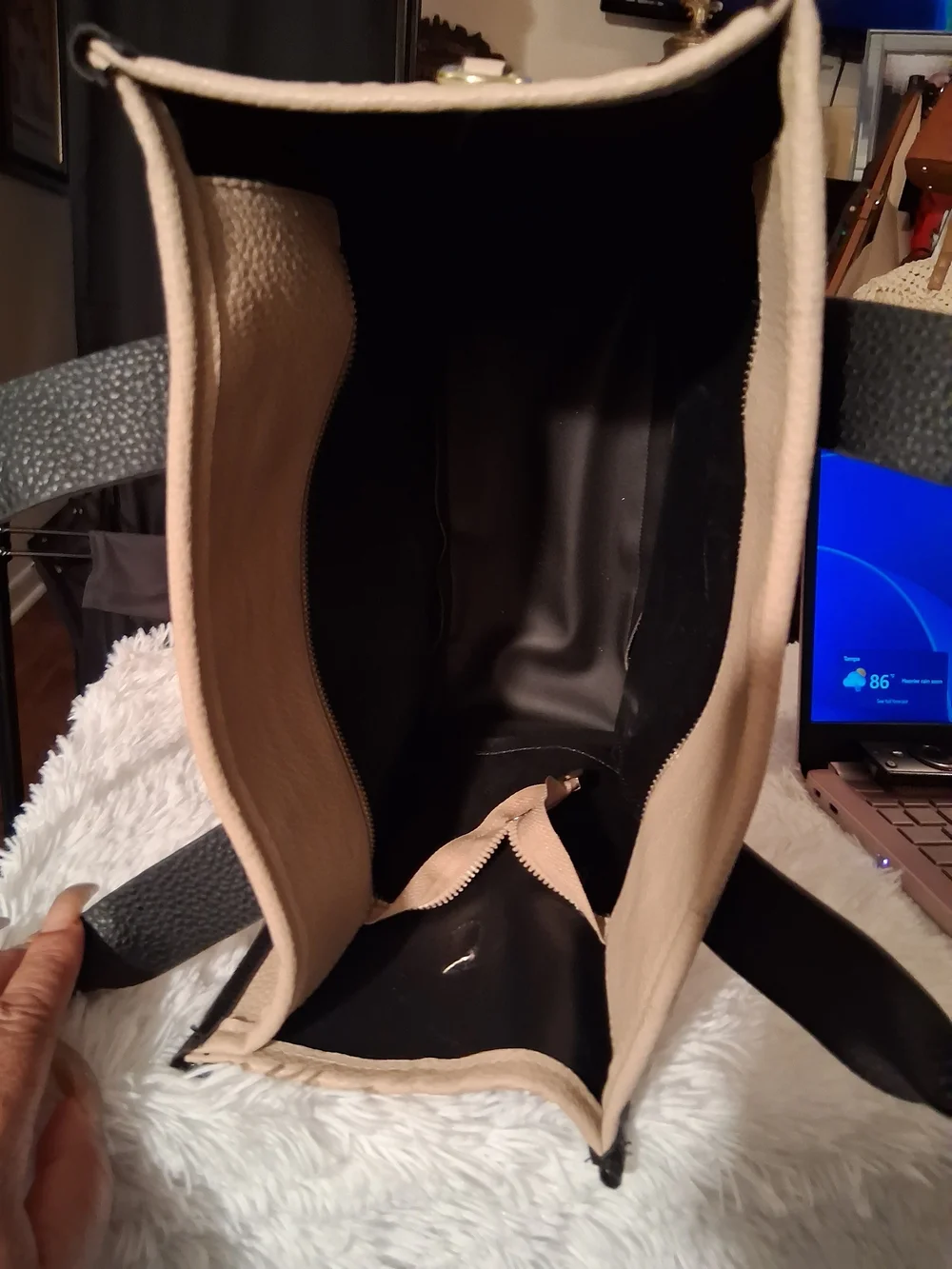 Beige and Black The Tote Bag – Women Leather Tote Long Strap Is Missng